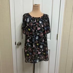 💐💐Violet and Clair floral blouse 1x💐💐